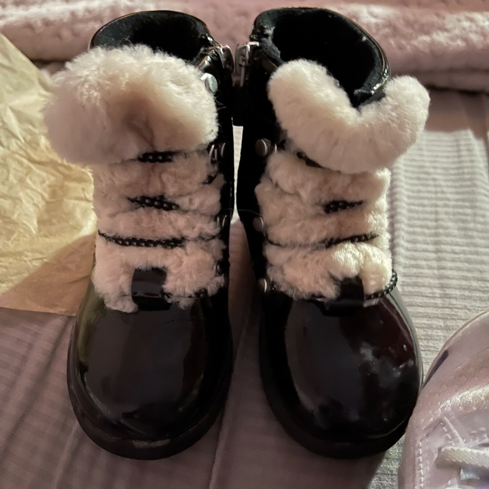 Ugg toddler boots